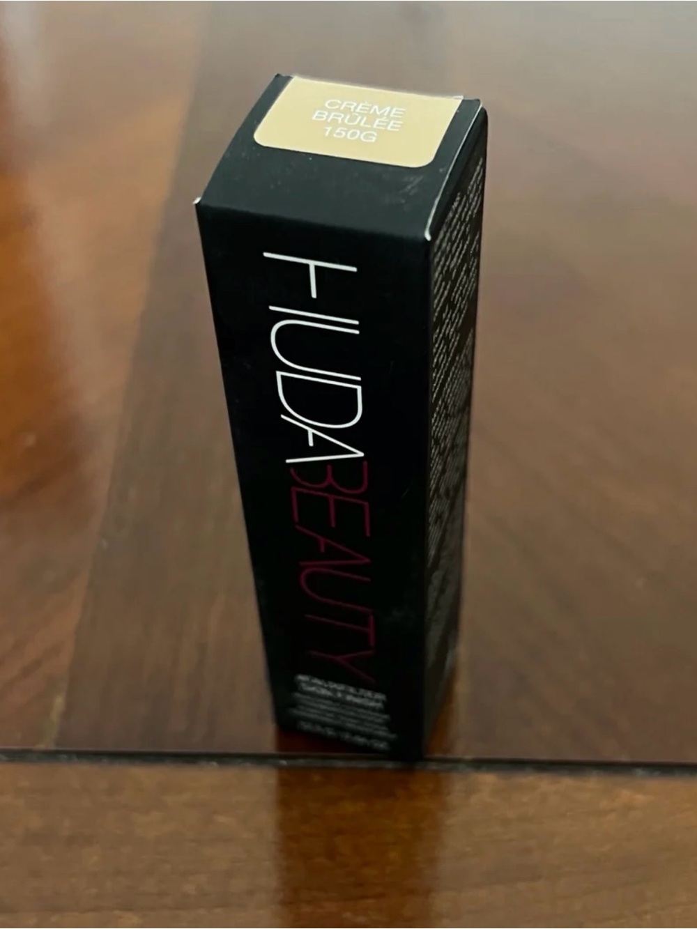 HUDA BEAUTY Creme Brulee 150 Concealer Shade